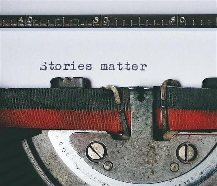 Typewriter "Stories matter"